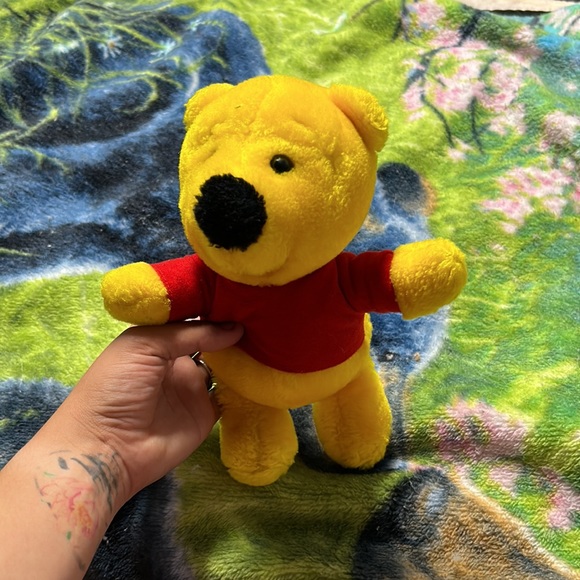 WINNIE THE POO TEDDY - Picture 2 of 3